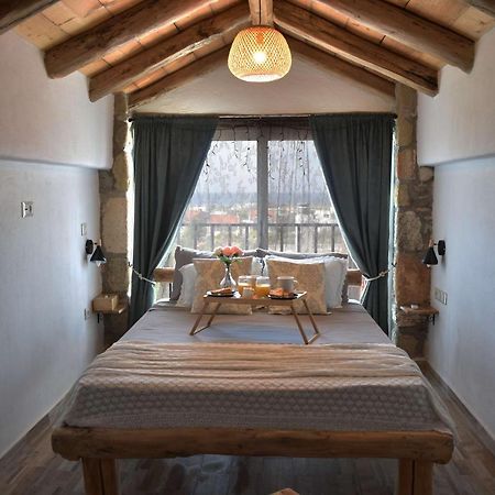 Magico Loft Apartment Kalavarda Luaran gambar