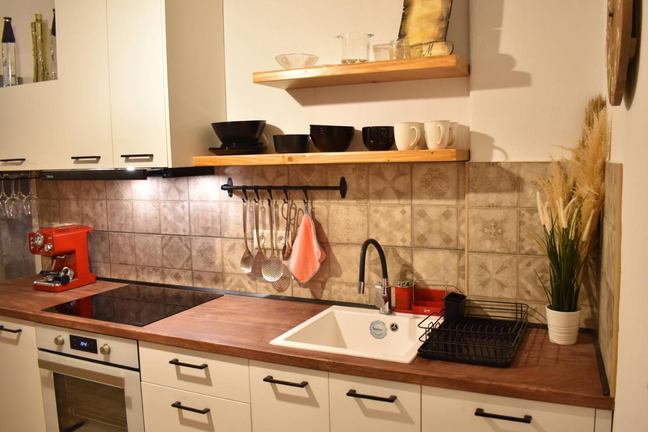 Magico Loft Apartment Kalavarda Luaran gambar