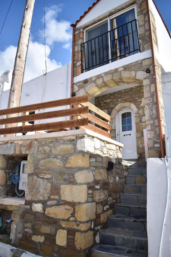Magico Loft Apartment Kalavarda Luaran gambar