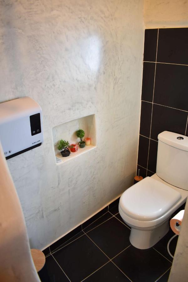 Magico Loft Apartment Kalavarda Luaran gambar