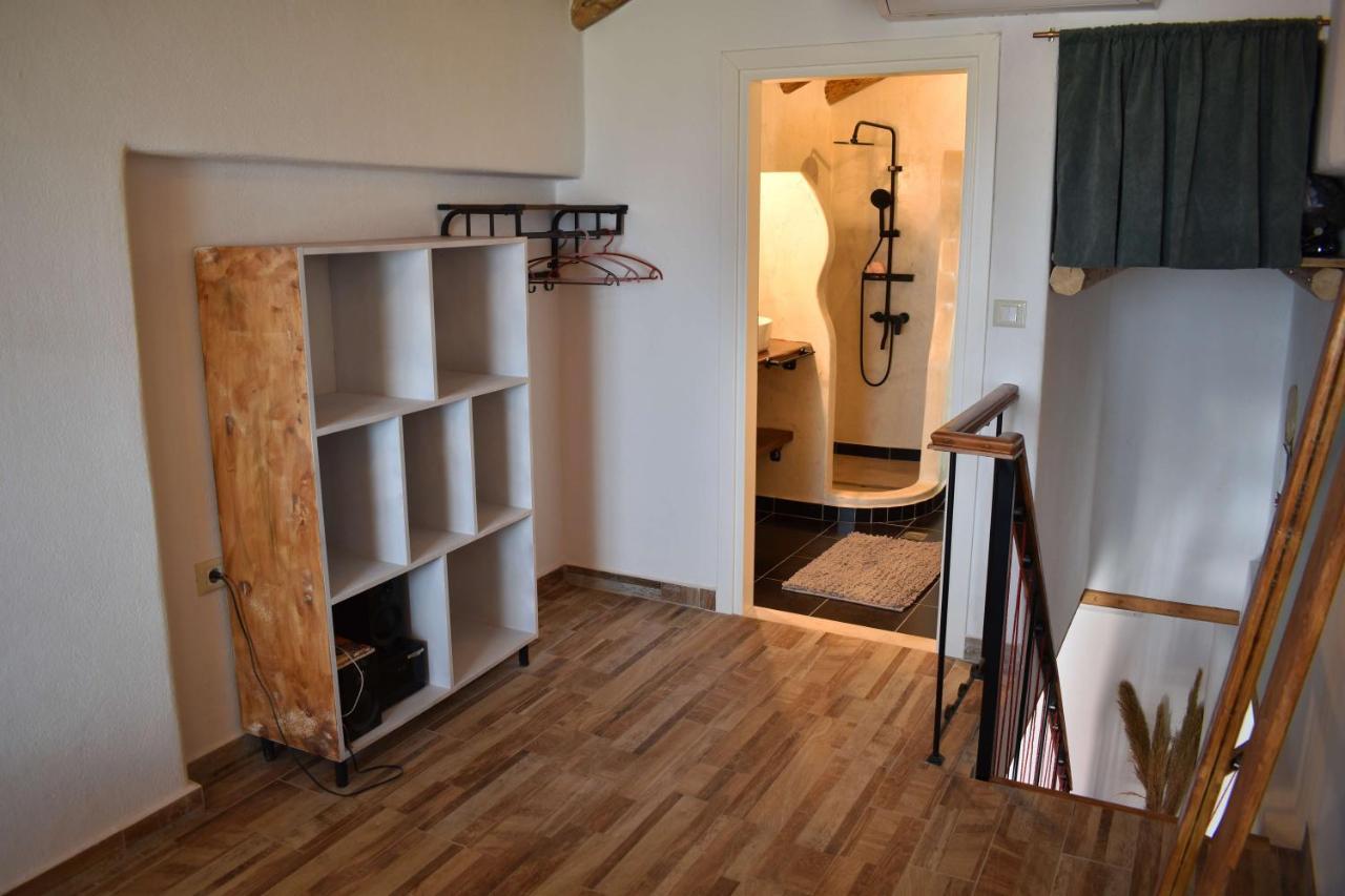 Magico Loft Apartment Kalavarda Luaran gambar
